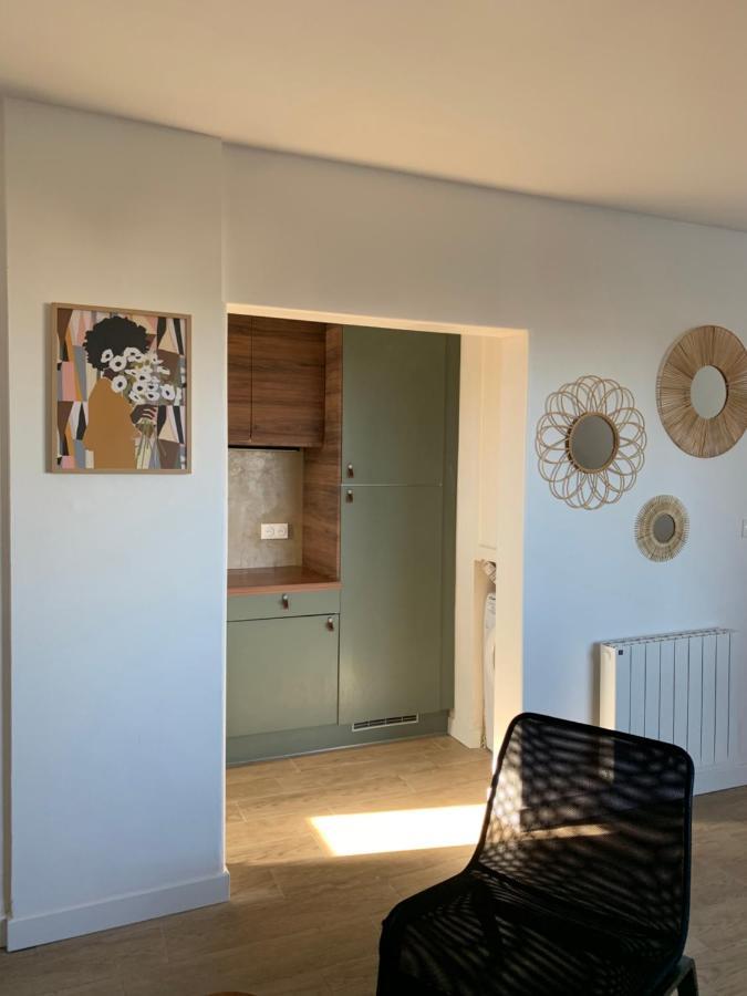 Superbe Avec Parking Gratuit Sur Place Apartment